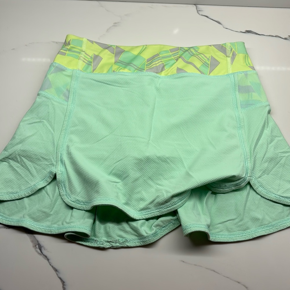 Iviva part of lululemon
Tennis skort